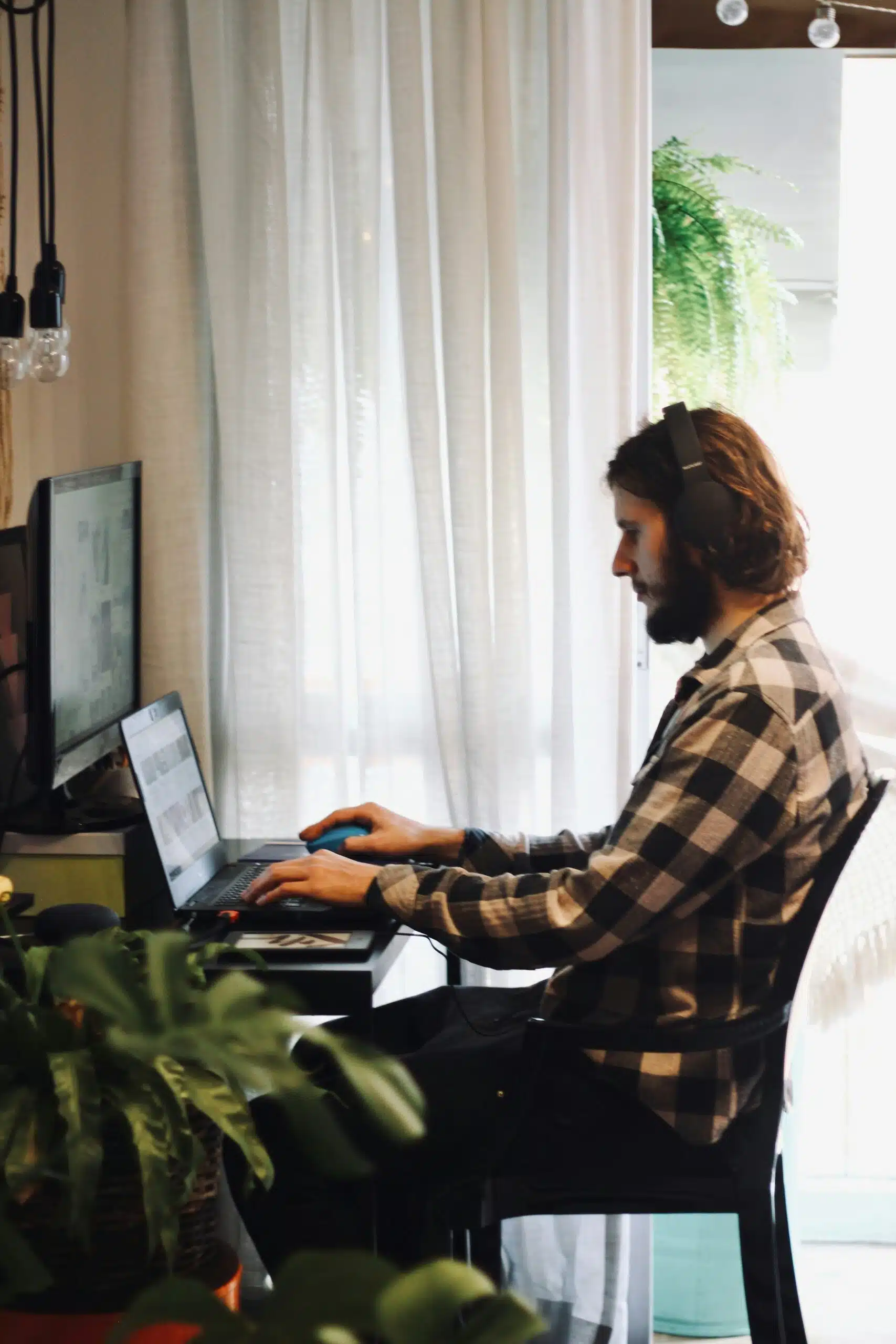 A man learning about customer behavior prediction in home office
