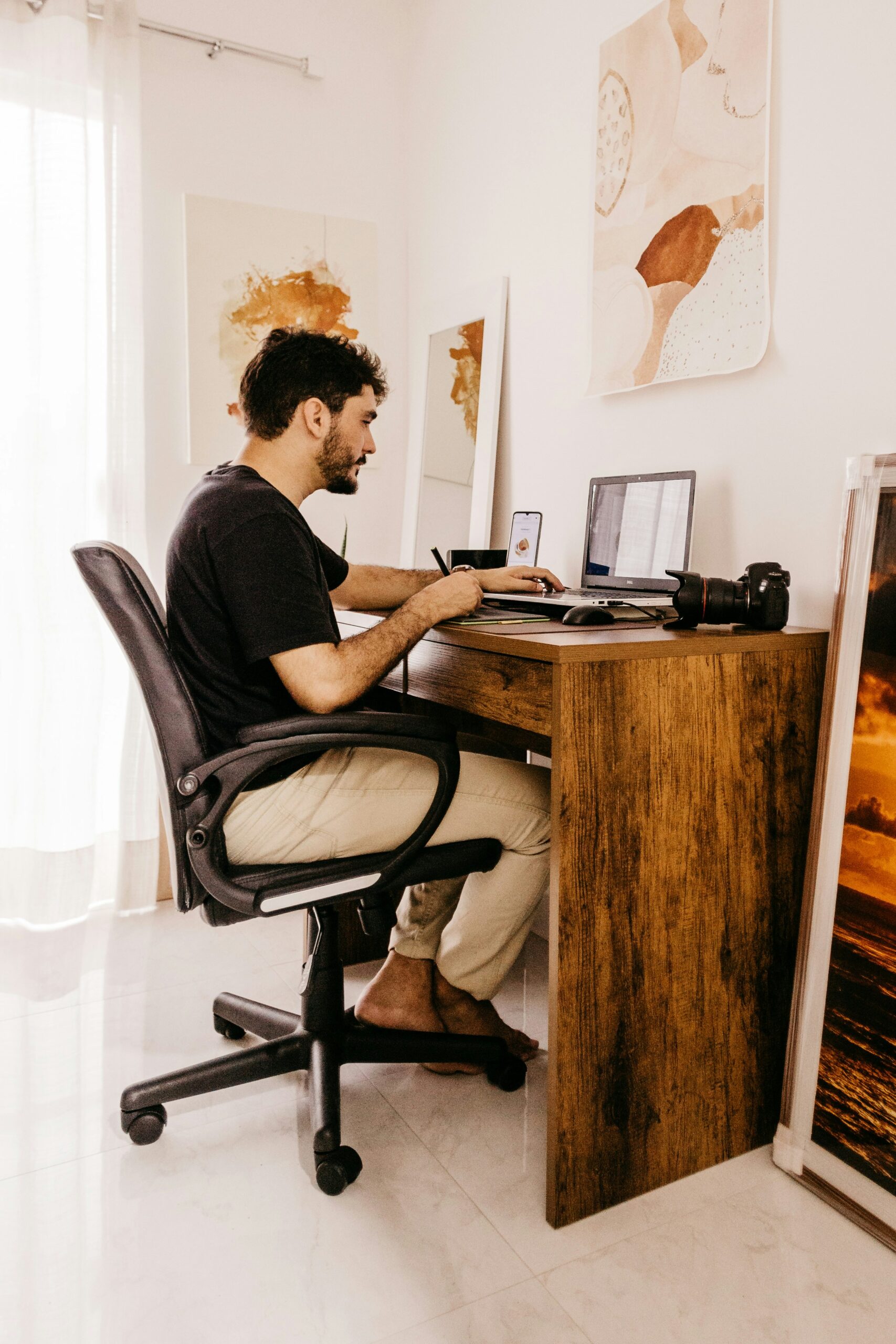 a machine learning expert at work - AI Marketing Tools a machine learning expert at work
